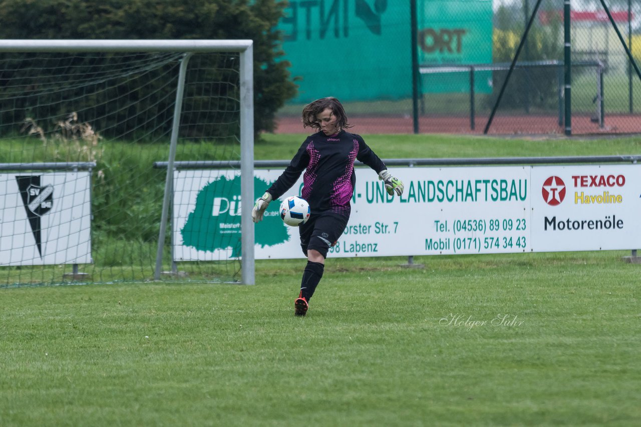 Bild 191 - wCJ SV Steinhorst/Labenz - VfL Oldesloe : Ergebnis: 18:0